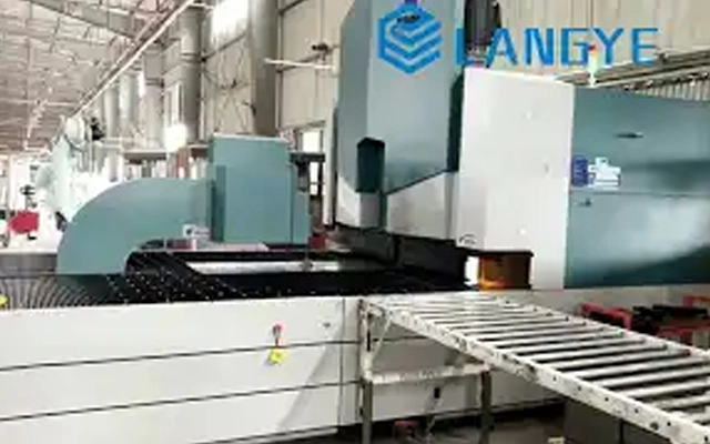 LANGYE-Panneau Bender Le plus épais peut être en acier au carbone de 3mm et en acier inoxydable de 2mm